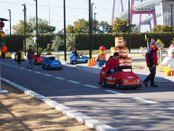 レゴランドのドライビングスクール