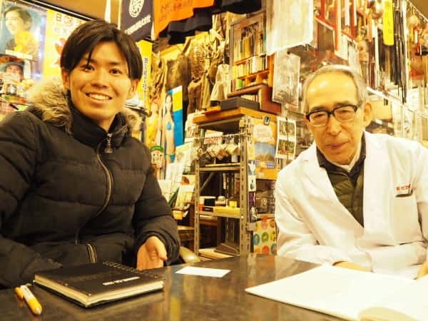 レトロスペース坂会館の坂館長