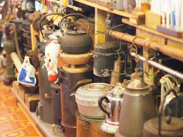 レトロスペース坂会館のストーブ