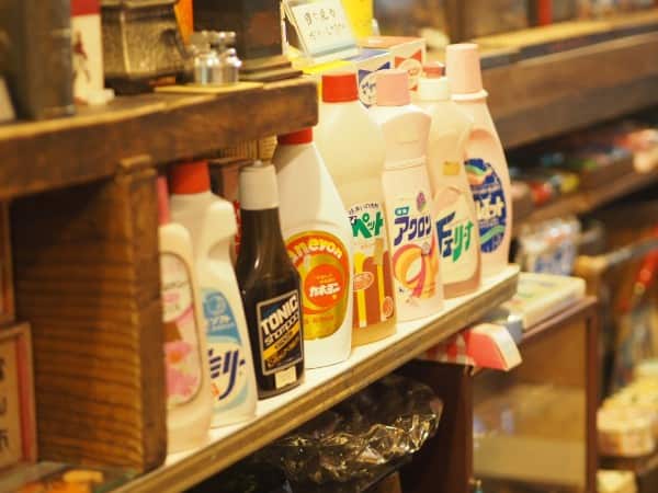 レトロスペース坂会館の洗剤の置物