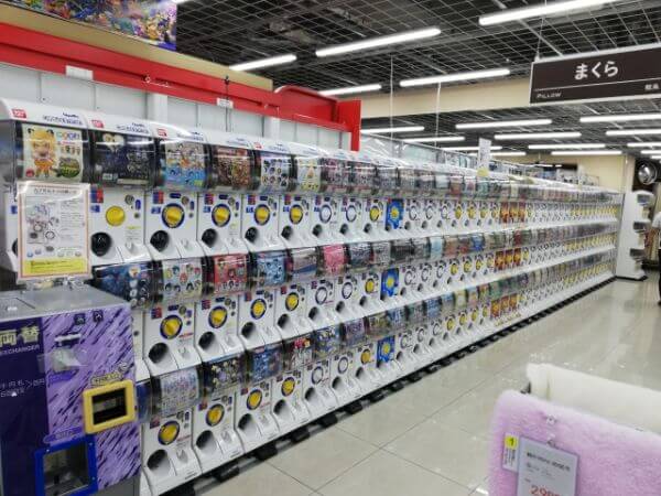 ビックカメラ札幌店のガチャガチャコーナー