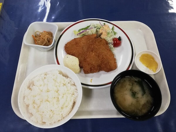 札幌交通局の社員食堂のトクトクランチ