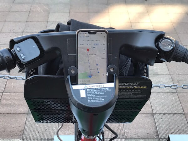 ポロクルのスマホスタンド