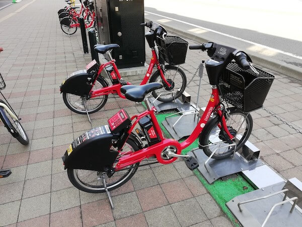 円山公園前のポロクルのポート